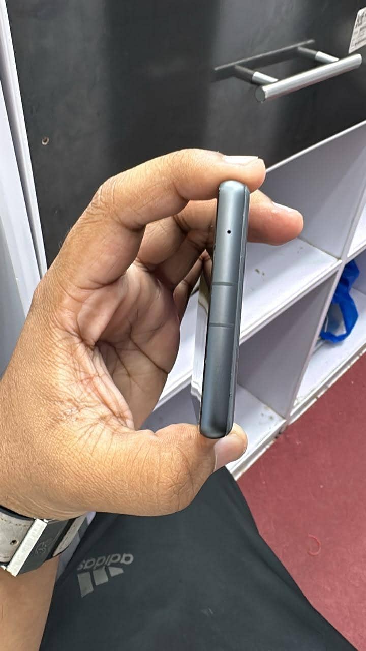 Google Pixel 7a 3