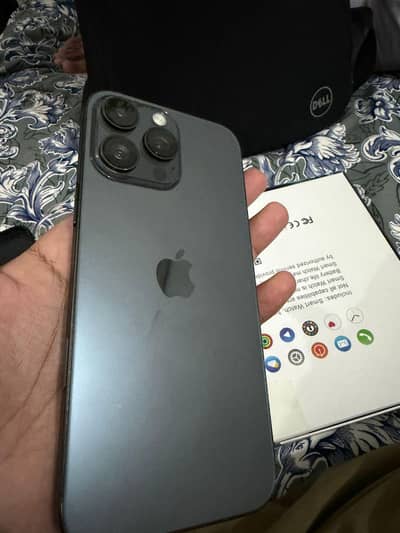 Apple iPhone 16 Pro Max