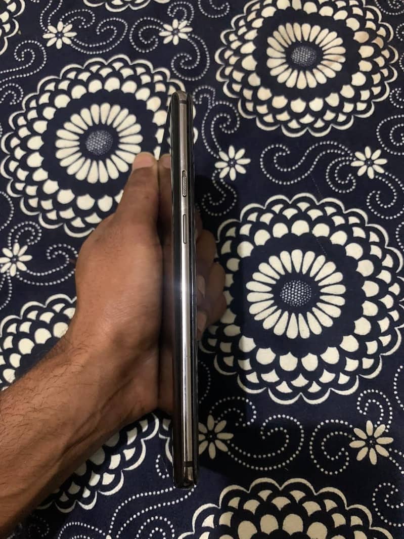One Plus 7 Pro 3