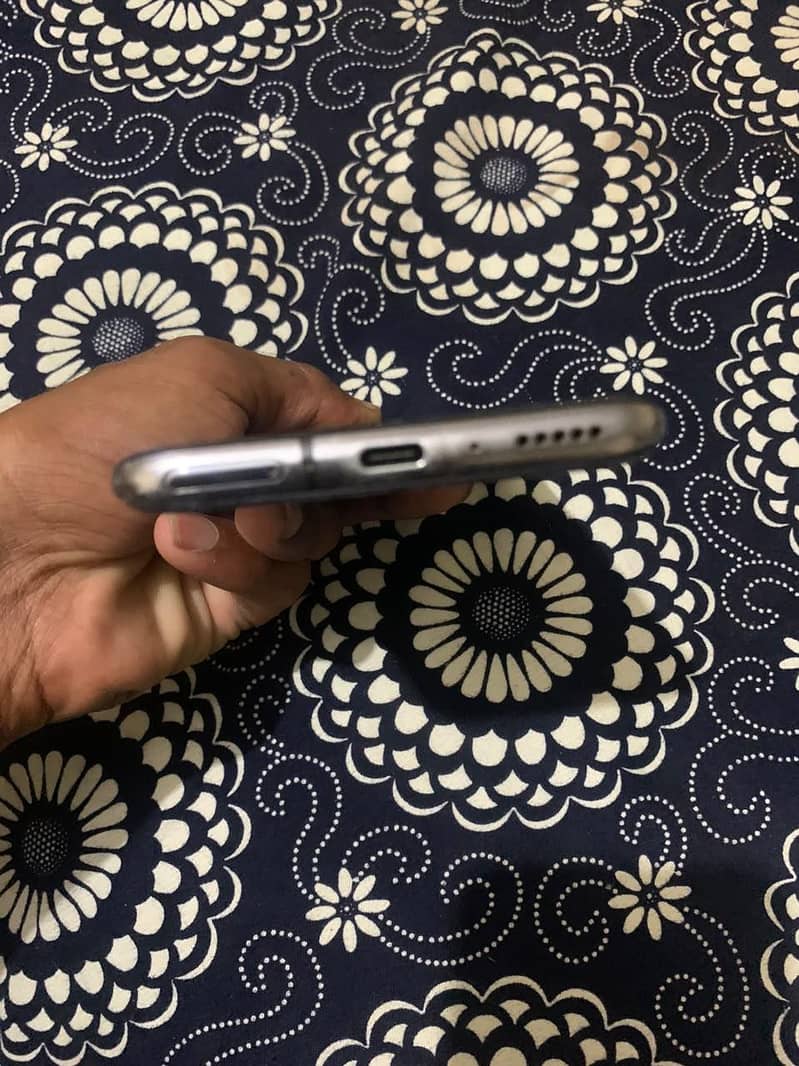 One Plus 7 Pro 4
