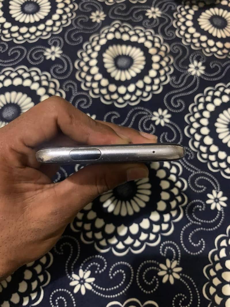 One Plus 7 Pro 5