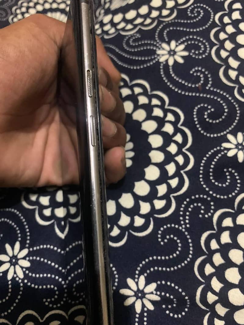 One Plus 7 Pro 6