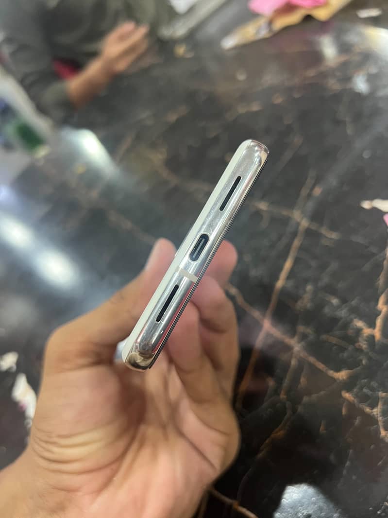 Google Pixel 8 Pro 1