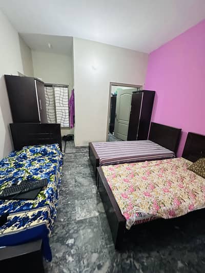 Butt Girls hostel ( Gulberg 2 )