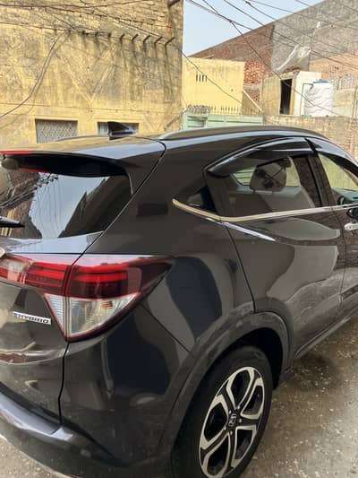Honda Vezel 2015