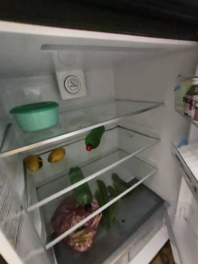 refrigerator 4