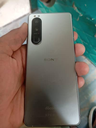 Sony Xperia 4