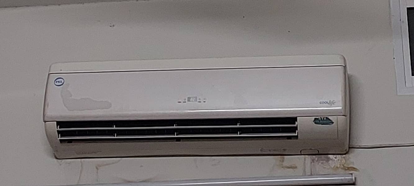 Split AC 1