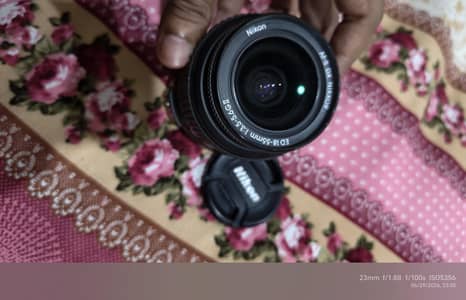 Nikon 18-55mm AF lens (10/10)