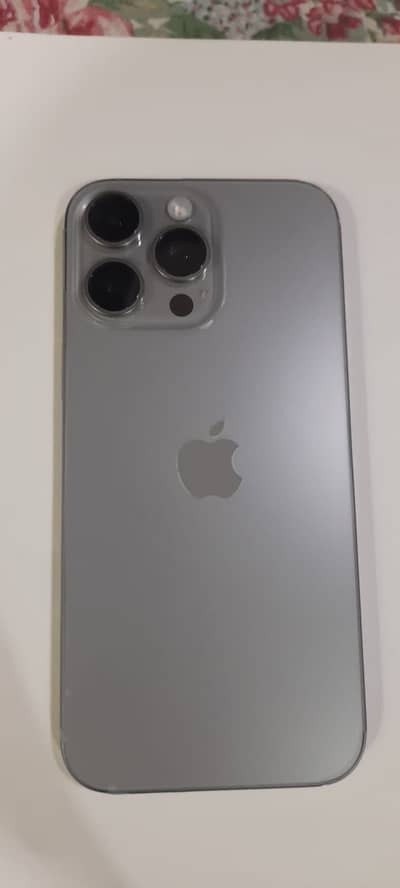 Apple iPhone 16 Pro Max