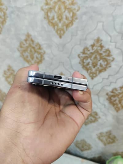 Samsung Mobile Z Fold 5