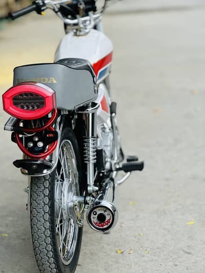 honda cg 125 like a brand new condition just 800km used