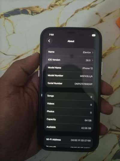 Apple iPhone 12
