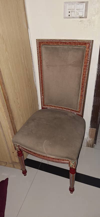 Hand painted intercooler table chair