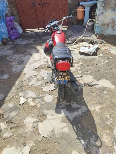 Honda 125 urgent Sale All documents clear