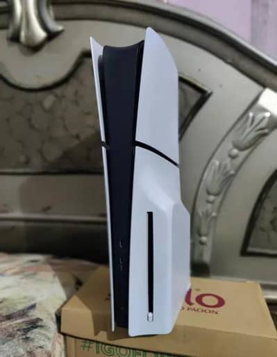 PS5 Slim 1tb digital pro disc edition