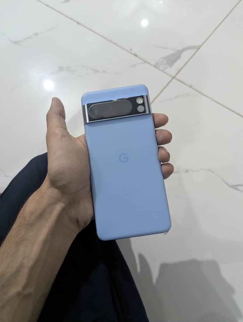 Google Pixel 8 Pro 1