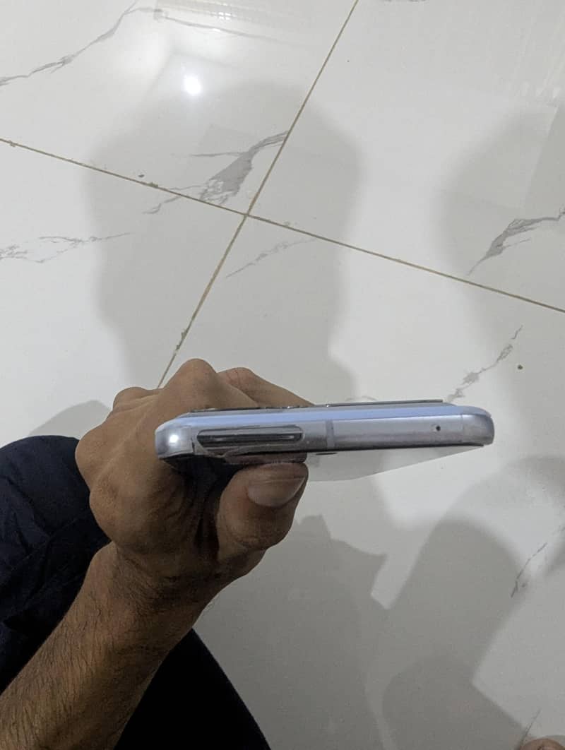Google Pixel 8 Pro 3