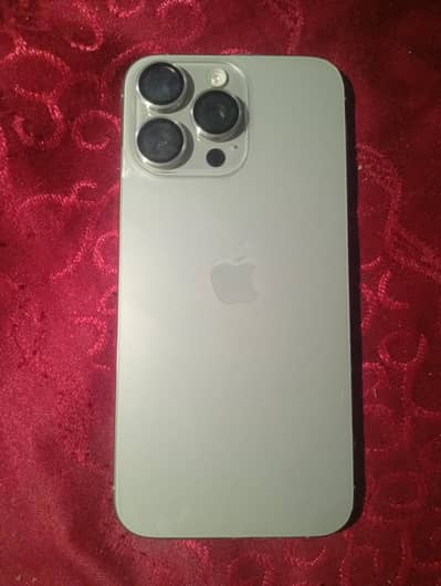 Apple iPhone 15 Pro Max