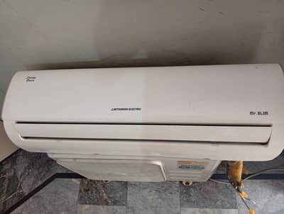 Mitsubishi 1.5 ton