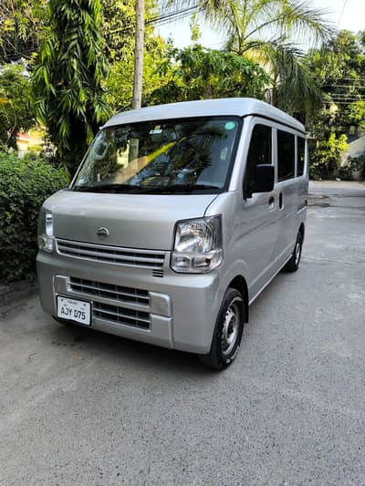 Nissan Clipper 2017