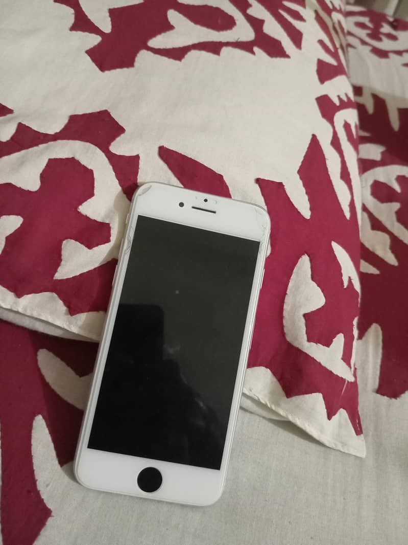 Apple iPhone 8 5