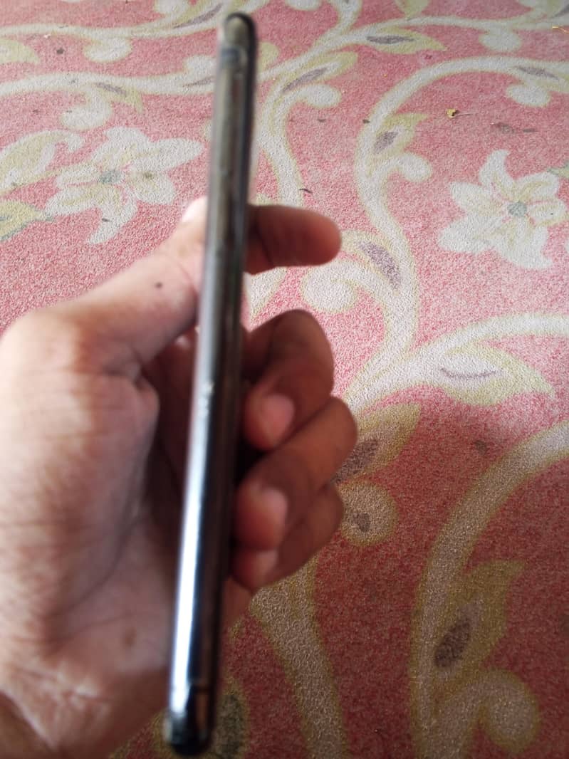 Apple iPhone X 2