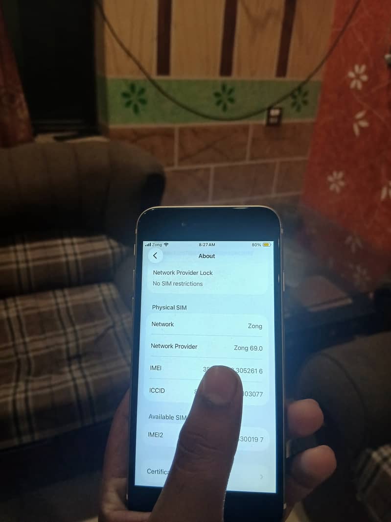 Apple iPhone SE 3