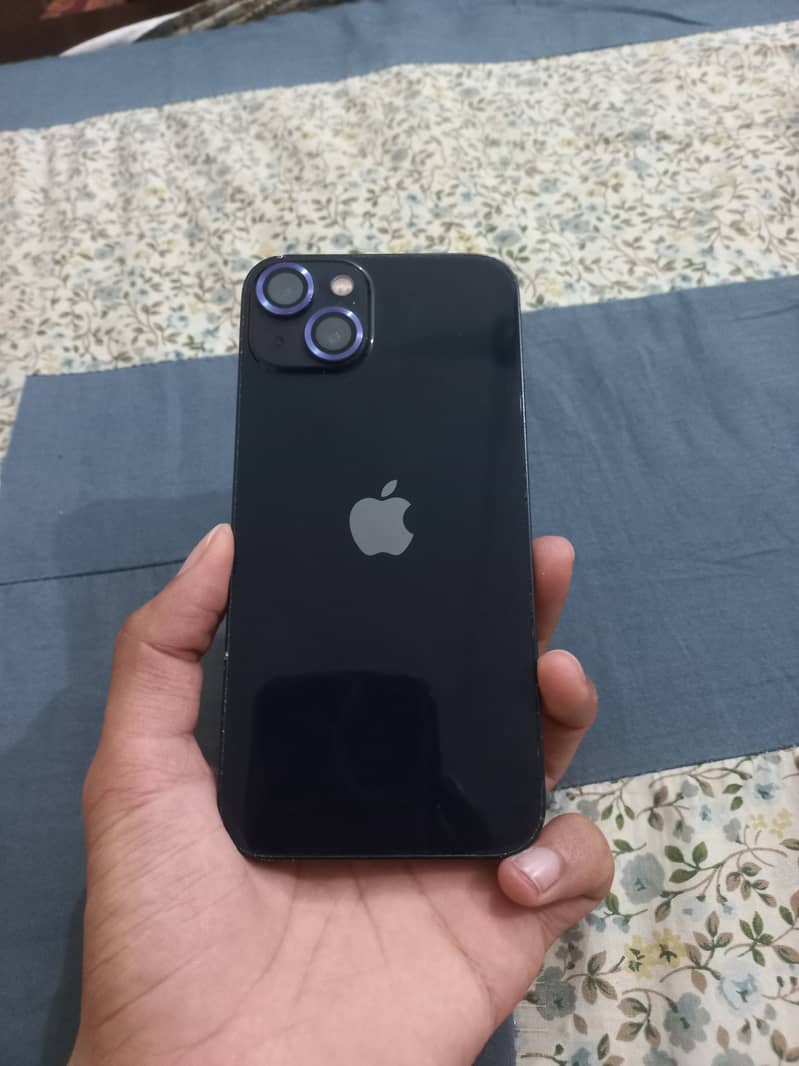 Apple iPhone 13 0