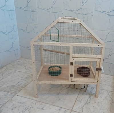9.5/10 condition wooden cages.