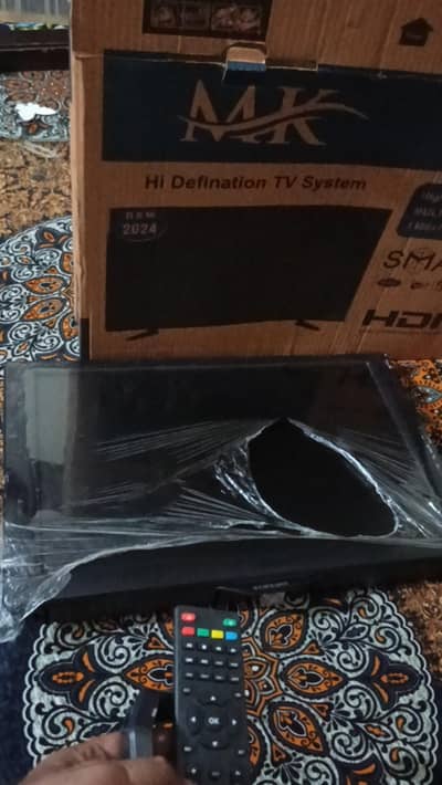 LCD 24 inch fream lcd size 21inch wofer wali new 10din use 03024050979