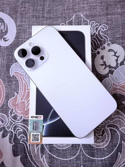 Apple iPhone 16 Pro Max