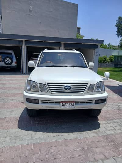Toyota Land Cruiser Cygnus 2003 / 2007