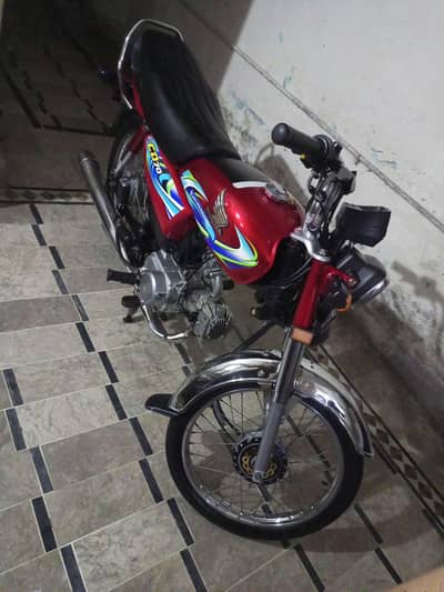 Honda CD 70 bike urgent for sale