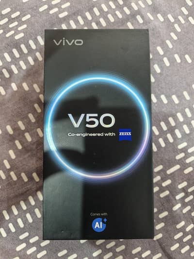 Vivo V50