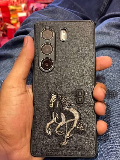 Tecno CAMON 40 Pro