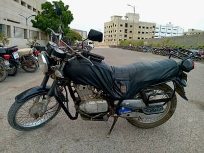 GS 150 (2018) model - 100% Genuine & Perfect (half self start)