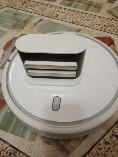 Xiaomi vacuum cleaner
