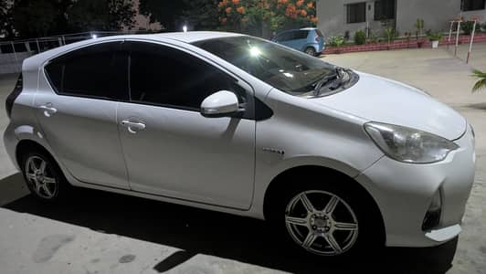 Toyota Aqua 2013