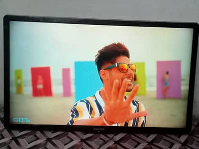 LCD FOR SALE 42 INCHES