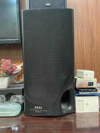 Original Akai Japanese Bookshelf Speakers – 10/10 Condition