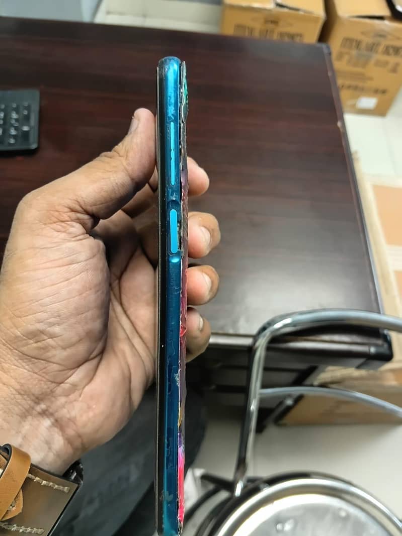 Xiaomi Redmi Note 9S 1