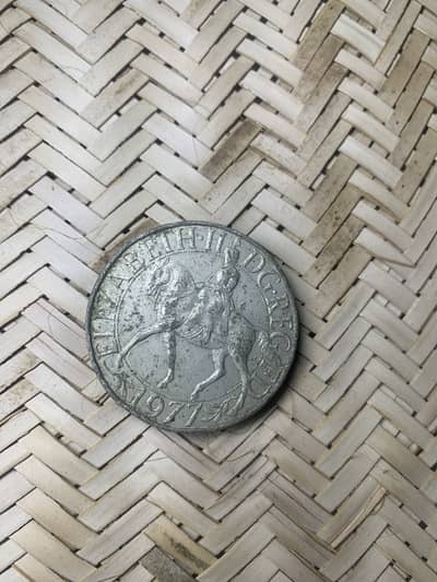 1977 Queen Elizabeth Original coin