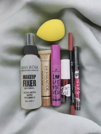 7 in 1 makeup kit for women - Foundation , Mascara , Lip Tint & Blende