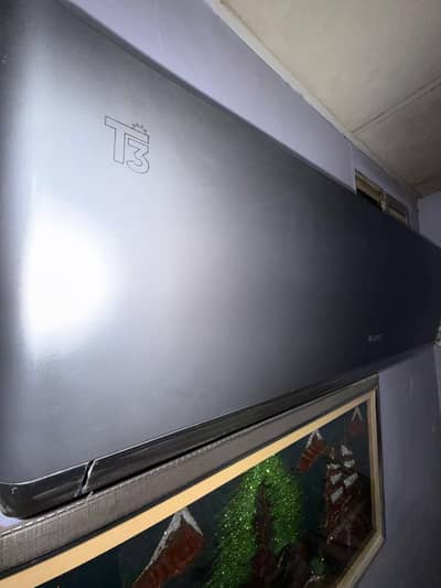 Gree T3 inverter, 1 ton, only 1 month used