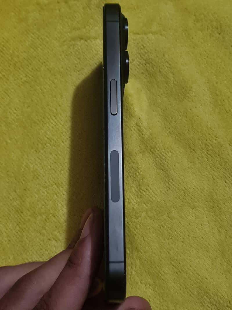 iPhone 15 Pro 5