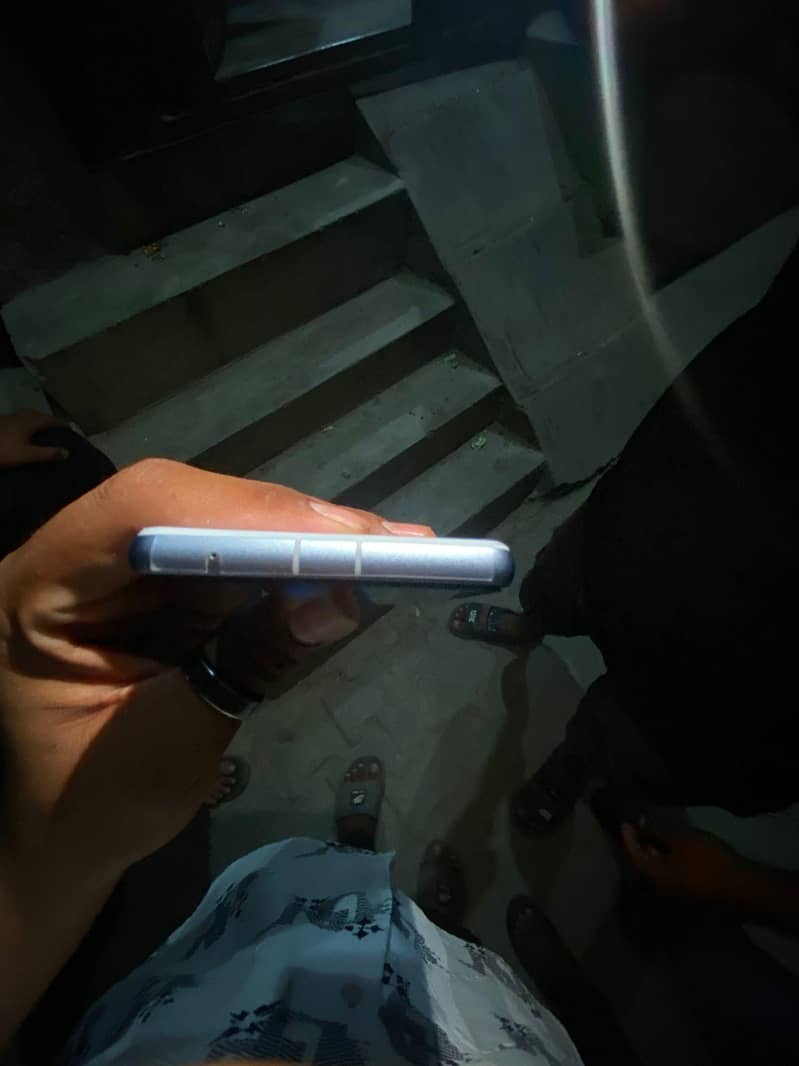 Google Pixel 7a 4