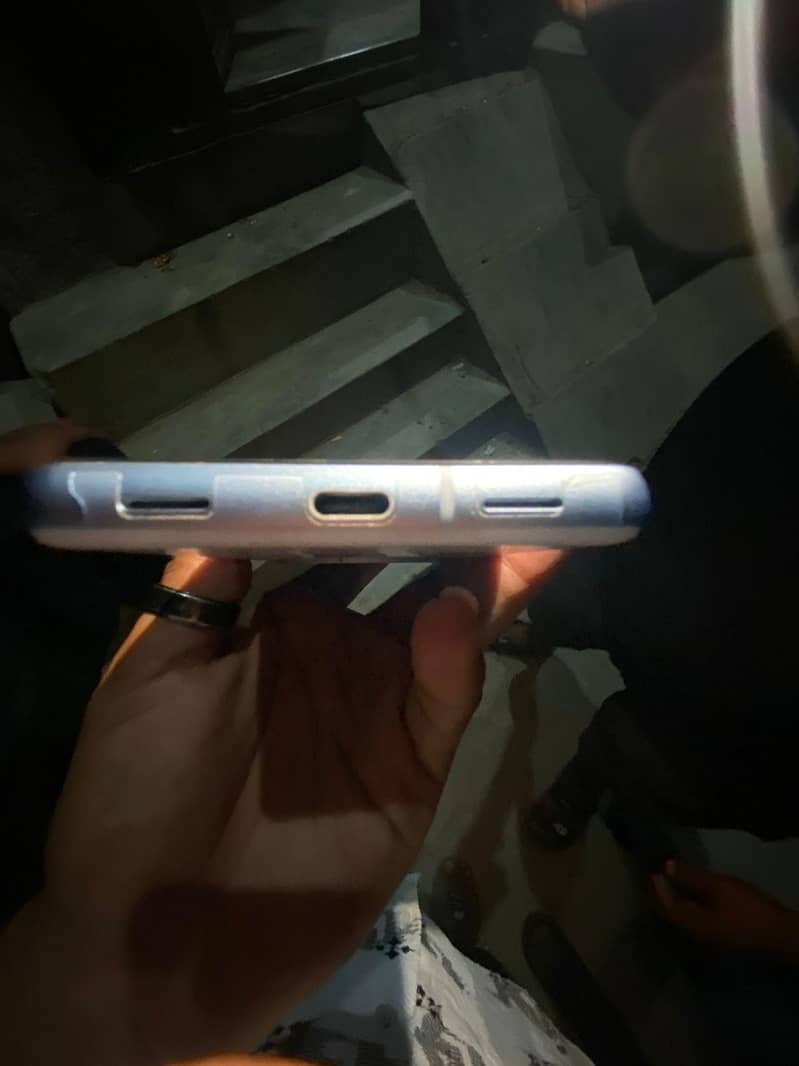 Google Pixel 7a 5