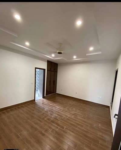 7Marla Flat available for Rent in Buch Villas