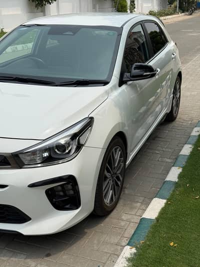 KIA Rio 2021